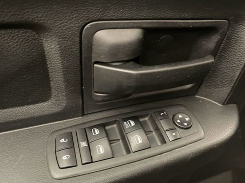 Used 2018 RAM 1500 Tradesman AWD/4WD image 15