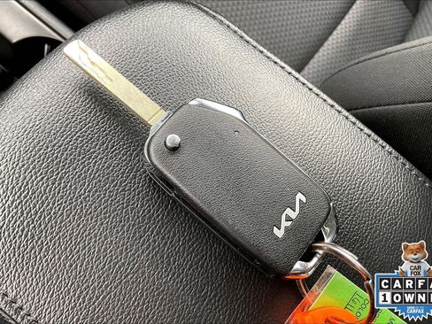 Used 2022 Kia Soul LX w/ Technology Package image 14