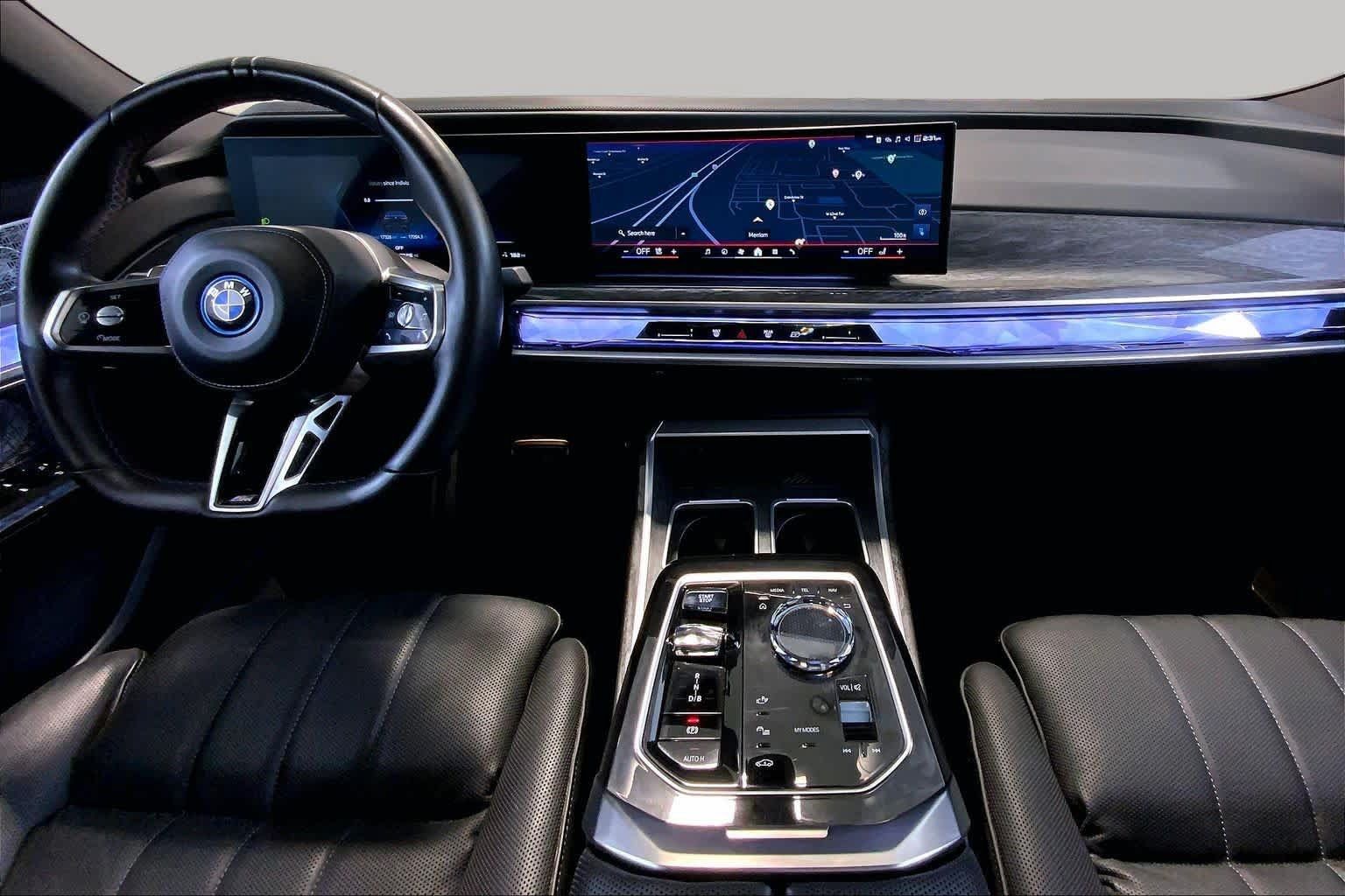 Used 2024 BMW i7 xDrive60 AWD/4WD image 15
