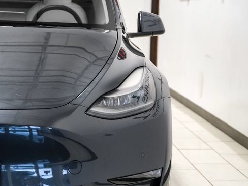 Used 2022 Tesla Model Y Performance AWD/4WD image 43