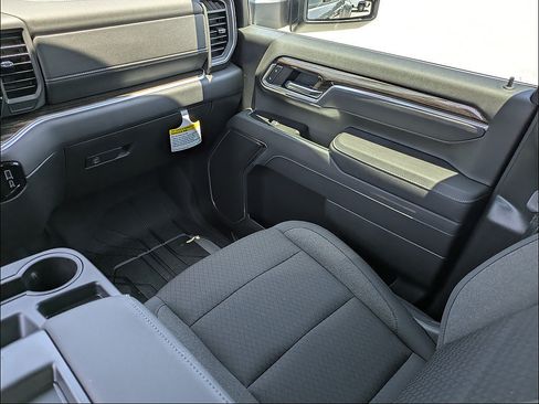New 2026 Chevrolet Silverado 3500 LT w/ All Star Edition AWD/4WD image 16