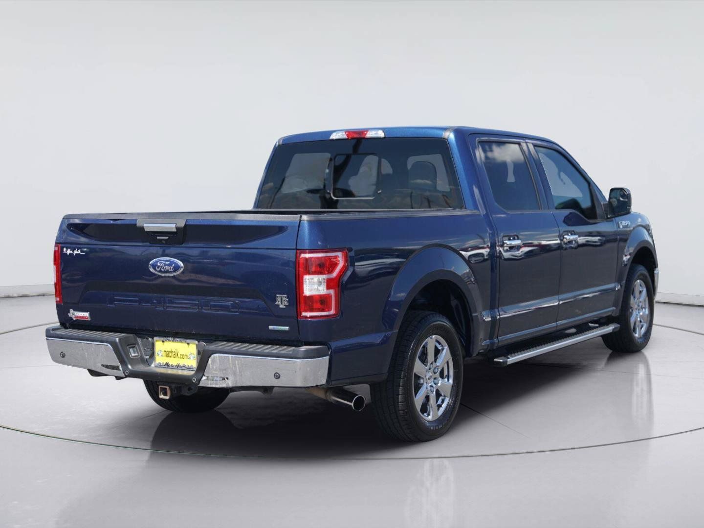 Certified 2018 Ford F150 XLT w/ Equipment Group 302A Luxury RWD image 6