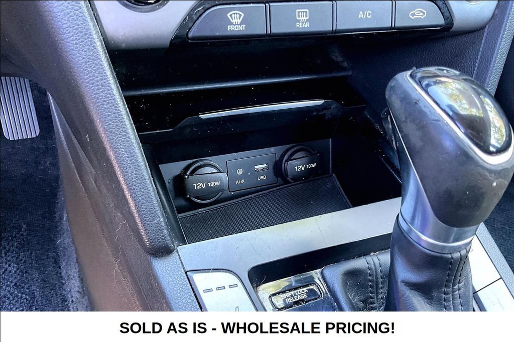 Used 2017 Hyundai Elantra Limited FWD image 16
