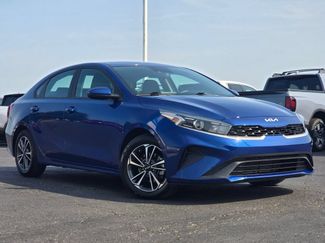 Used 2024 Kia Forte LXS FWD video 2