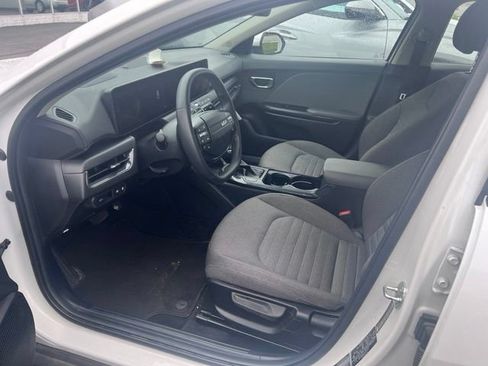 Certified 2025 Kia K4 EX FWD image 13