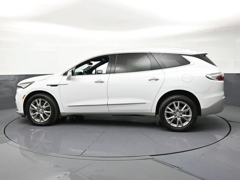 Used 2023 Buick Enclave Essence w/ Experience Buick Package AWD/4WD image 2