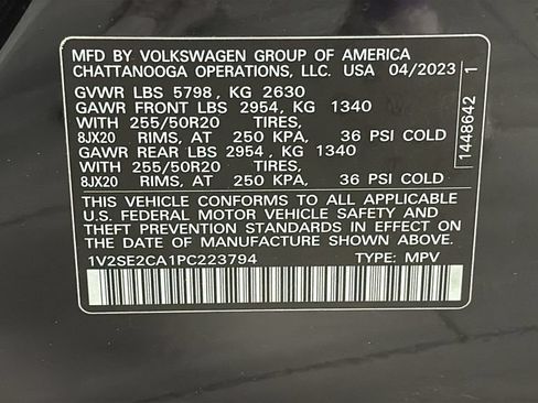 Used 2023 Volkswagen Atlas Cross Sport SEL R-Line AWD/4WD image 29