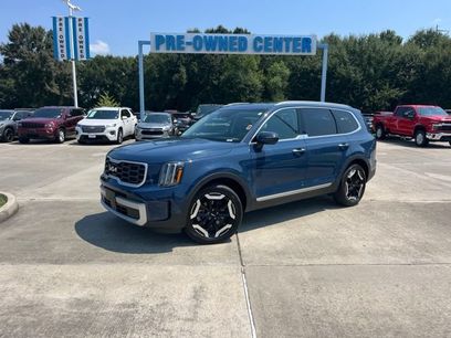 Used 2025 Kia Telluride S