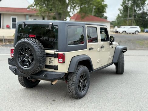 Used 2018 Jeep Wrangler Unlimited Sport AWD/4WD image 7
