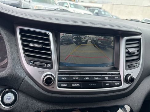 Used 2016 Hyundai Tucson Limited w/ Option Group 03 FWD image 25