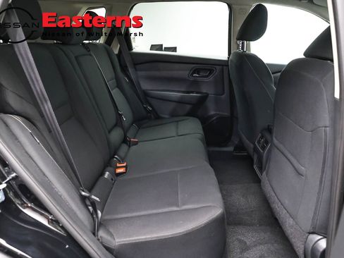 Used 2024 Nissan Rogue S AWD/4WD image 23