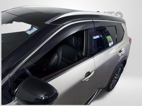 Certified 2021 Nissan Rogue SL w/ Premium Package FWD image 45