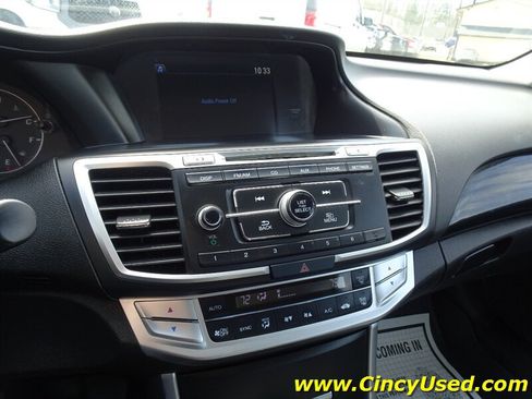 Used 2013 Honda Accord Sport image 18
