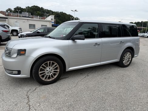 Used 2015 Ford Flex SEL w/ Equipment Group 202A FWD image 3