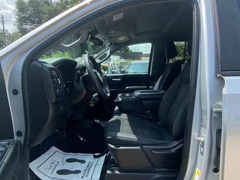 Used 2019 Chevrolet Silverado 1500 Custom Trail Boss w/ Custom Convenience Package AWD/4WD image 30