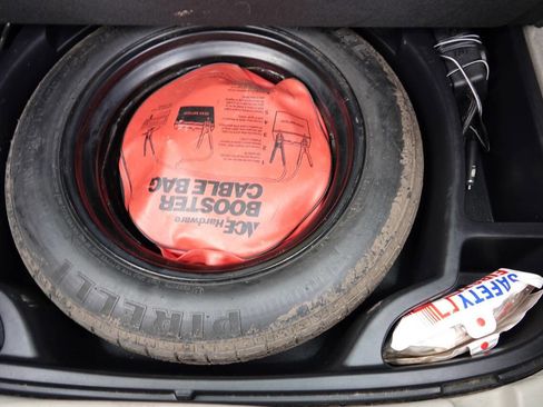 Used 2008 Volvo C30 image 76