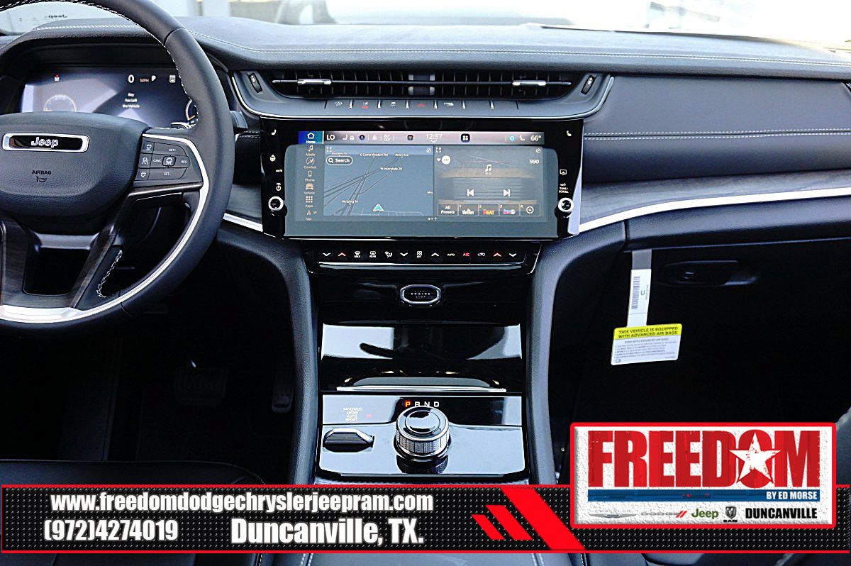 New 2026 Jeep Grand Cherokee Limited w/ Limited Altitude Package AWD/4WD image 19