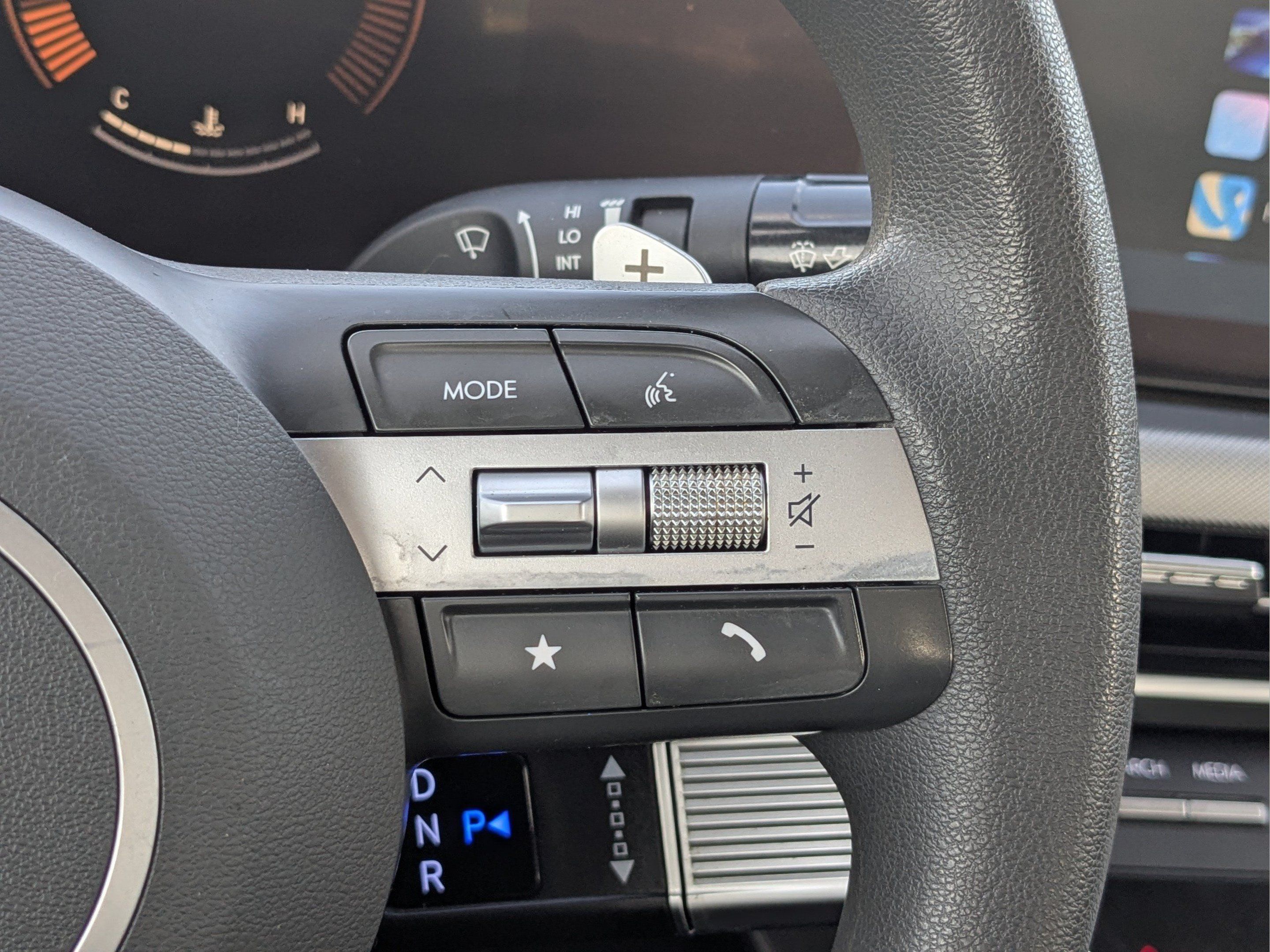 Used 2024 Hyundai Sonata SEL FWD image 28