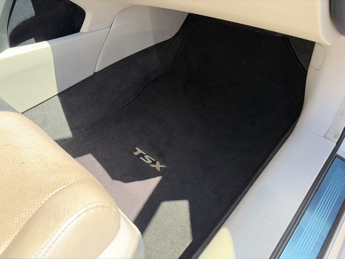 Used 2012 Acura TSX Sedan FWD image 31