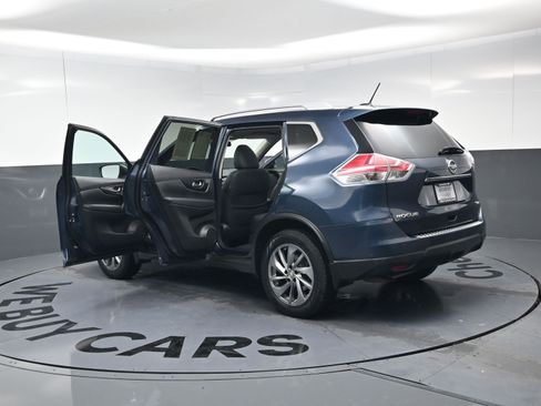 Used 2015 Nissan Rogue SL w/ SL Premium Package image 29