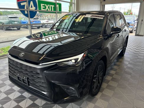 Used 2024 Lexus TX 350 AWD image 3