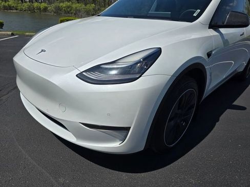 Used 2020 Tesla Model Y Performance AWD/4WD image 14