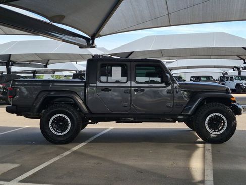 Used 2021 Jeep Gladiator Sport AWD/4WD image 4