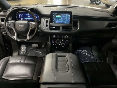 Used 2023 Chevrolet Tahoe RST w/ Luxury Package AWD/4WD image 3