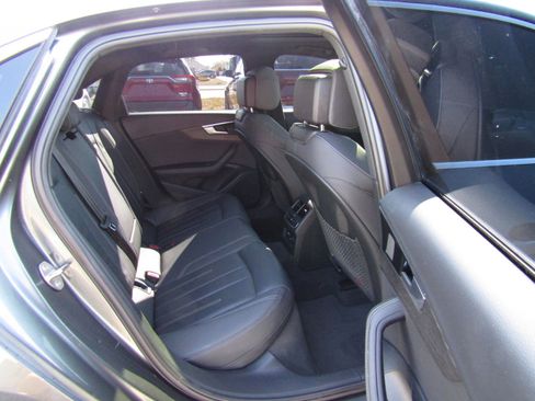Used 2022 Audi A4 2.0T Premium Plus image 25
