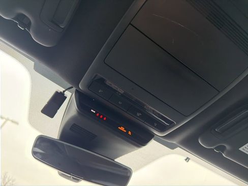 Used 2019 MAZDA MAZDA3 Base image 12