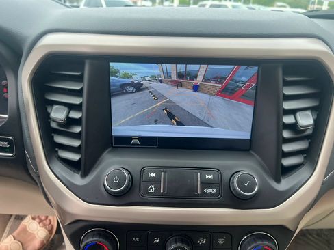 Used 2023 GMC Acadia Denali AWD/4WD image 13