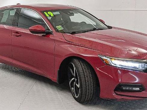 Used 2019 Honda Accord Sport image 1