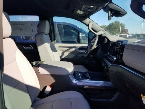 New 2026 Chevrolet Silverado 2500 LTZ w/ LTZ Convenience Package image 13