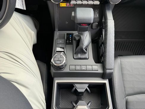 New 2026 Toyota 4Runner TRD Off-Road Premium AWD/4WD image 26