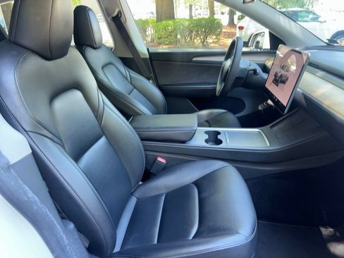 Used 2023 Tesla Model Y Long Range AWD/4WD image 20