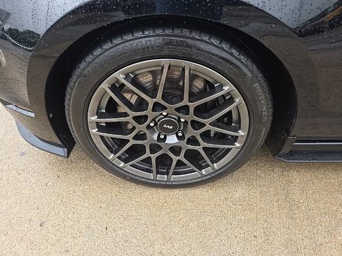 Used 2013 Ford Mustang Shelby GT500 RWD image 31