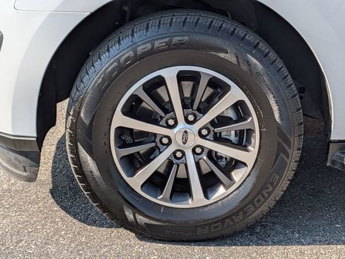 Used 2021 Ford Expedition XLT RWD image 12