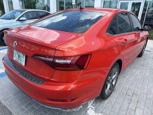 Used 2019 Volkswagen Jetta R-Line FWD image 9