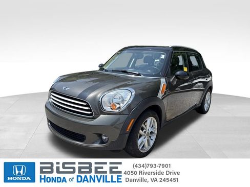 Used 2012 MINI Cooper Countryman FWD image 1