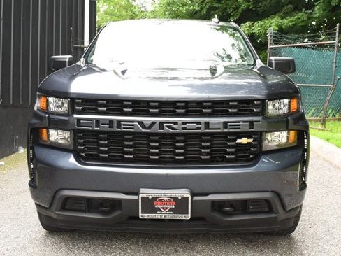 Used 2022 Chevrolet Silverado 1500 Custom AWD/4WD image 2
