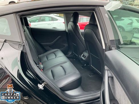 Used 2022 Tesla Model 3 Long Range AWD/4WD image 49