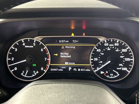 Used 2025 Nissan Rogue SV AWD/4WD image 15