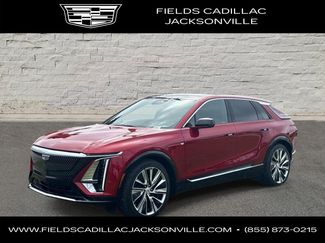 Certified 2025 Cadillac Lyriq Luxury w/ LPO, Floor Liner Package AWD/4WD video 1