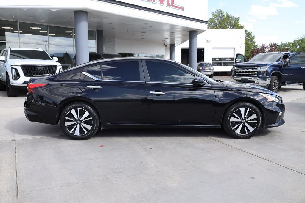 Used 2021 Nissan Altima 2.5 SV FWD image 7