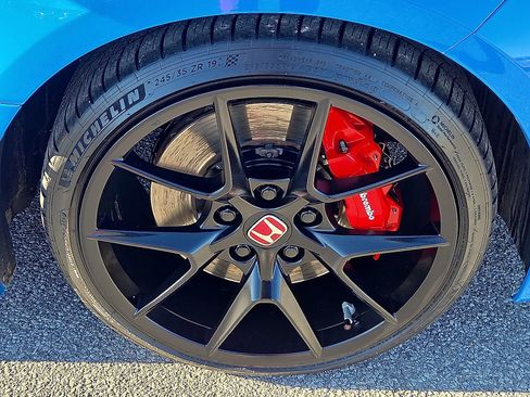 Used 2025 Honda Civic Type R image 7
