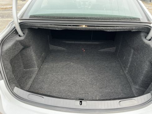 Used 2020 Chevrolet Impala LT image 12