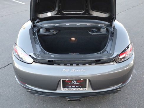 Used 2017 Porsche 718 Boxster image 37