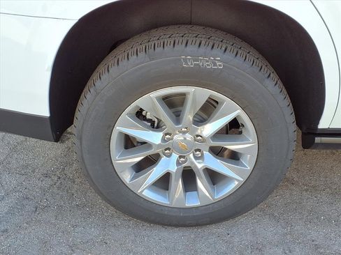 New 2026 Chevrolet Tahoe Premier image 4