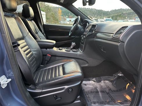 Used 2020 Jeep Grand Cherokee Limited X image 13