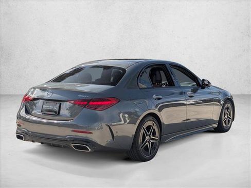 Used 2024 Mercedes-Benz C 300 4MATIC Sedan image 5